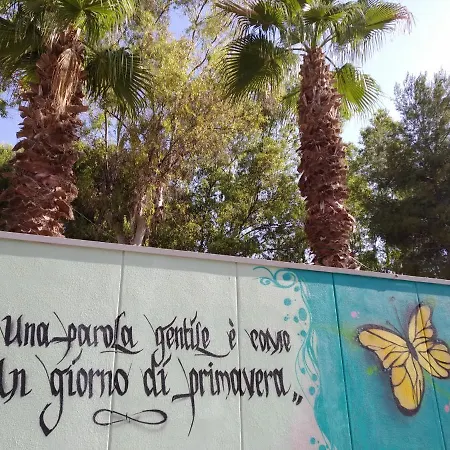 Casa Giardino * Σαν Μπενεντέτο ντελ Τρόντο